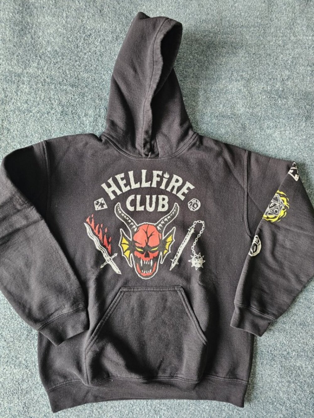 EUC Stranger Things Hellfire Club Graphic Hoodie Black Demon Print Youth Small